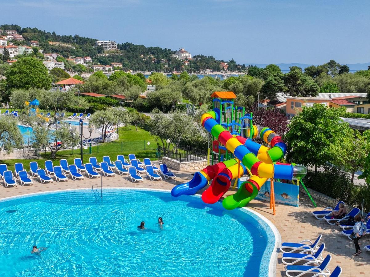 Maslinica Narcis Hotel Rabac Extérieur photo
